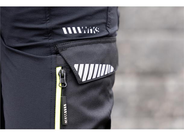 Bismuth Stretchpant ZP W.Pocket   BLK 44 Black Beauty 